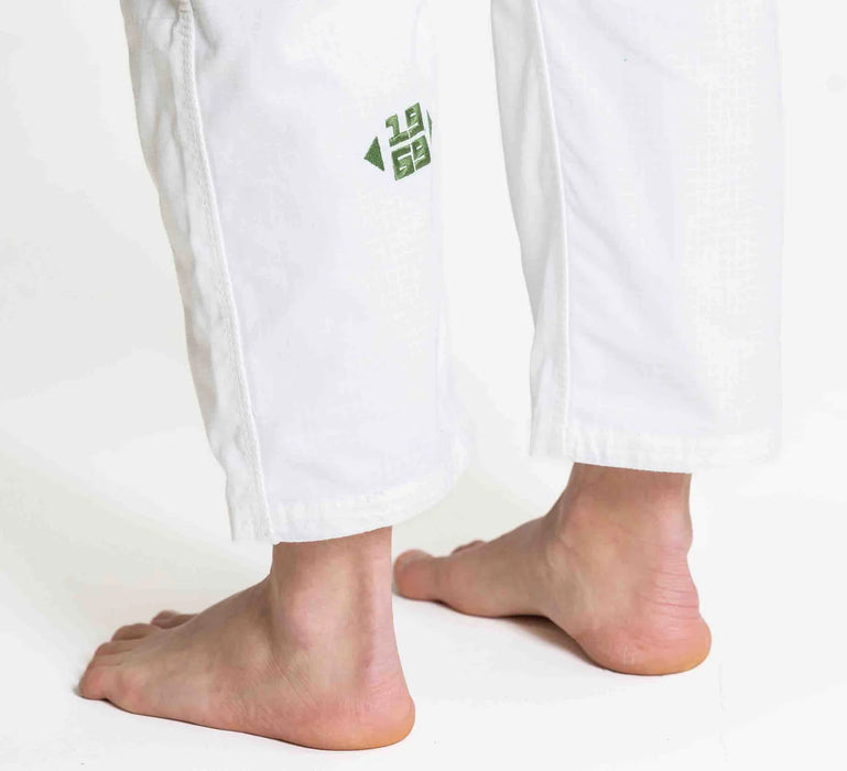 Fuji Sports Womens Flow-Tech BJJ Gi White/Green