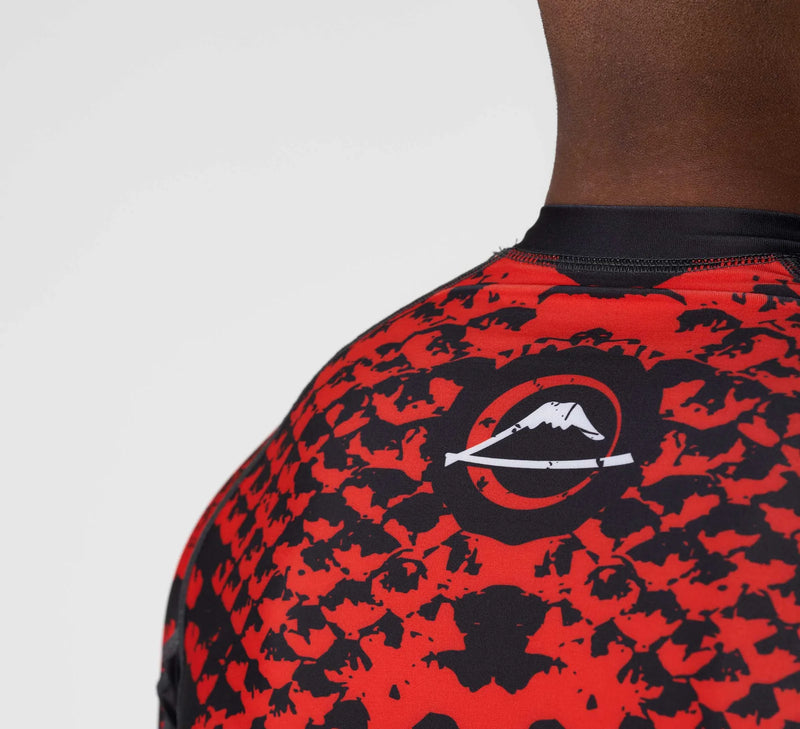 FUJI Oni vs Anaconda Short Sleeve Rashguard