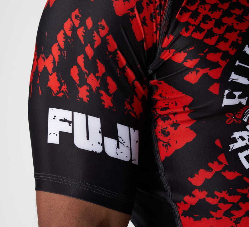 FUJI Oni vs Anaconda Short Sleeve Rashguard