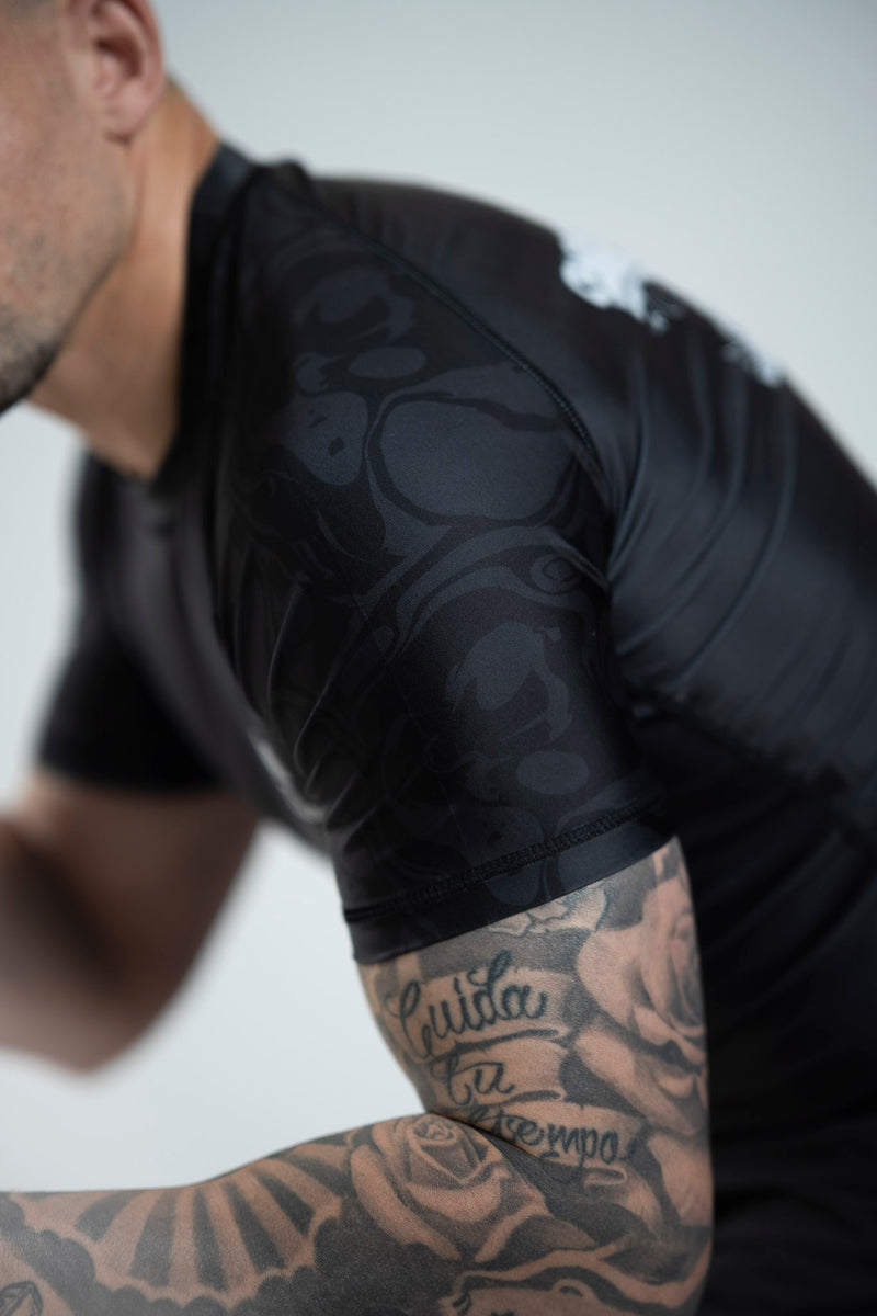Ground Force Wolf Rashguard Black - Short Sleeve