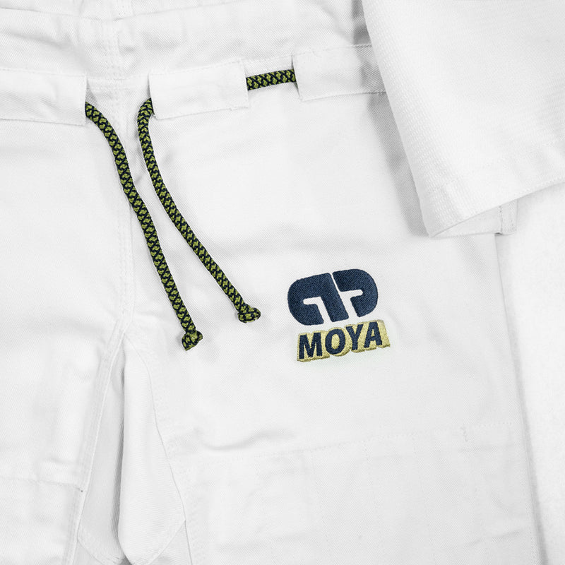 Moya Brand 26 Flagship